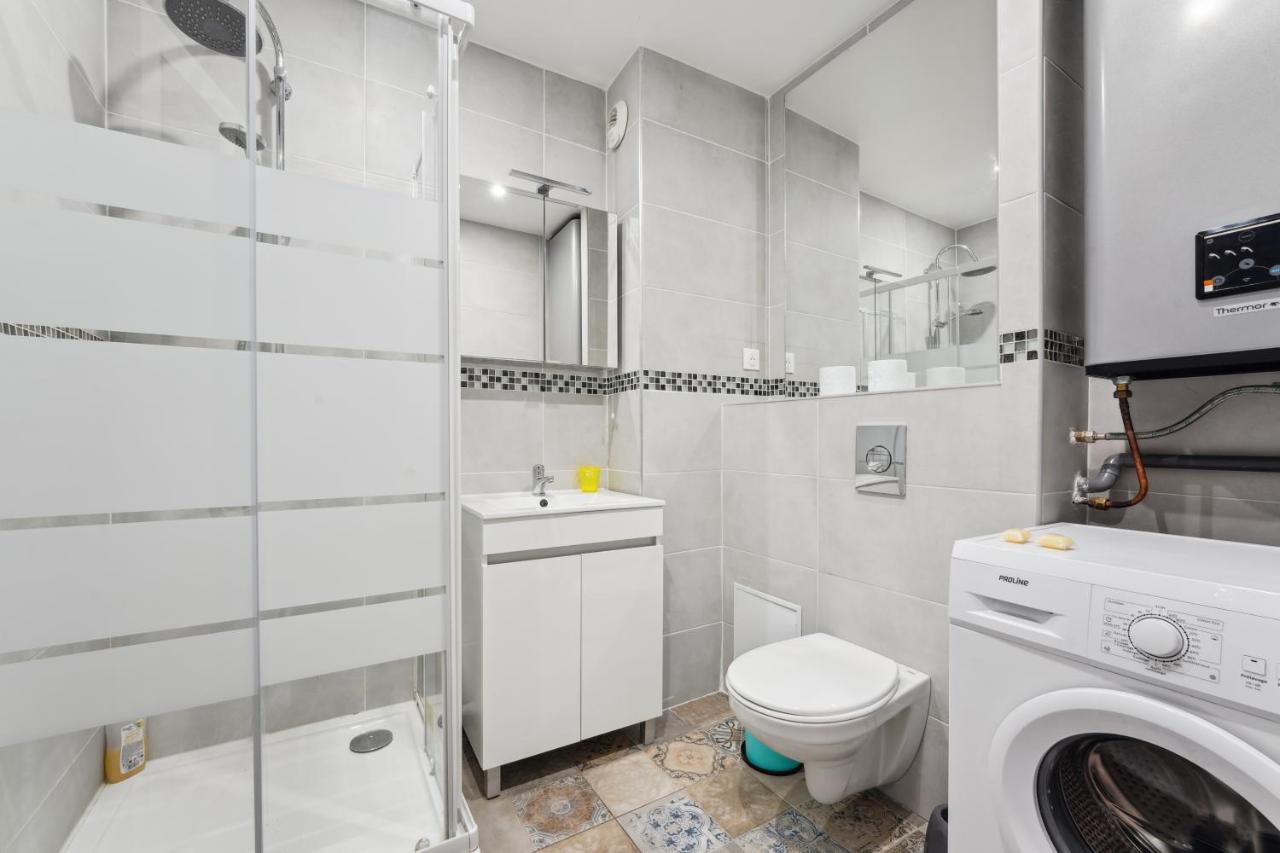 Budget Appart Avec Parking Au Centre-Ville Шарлевиль-Мезьер Экстерьер фото