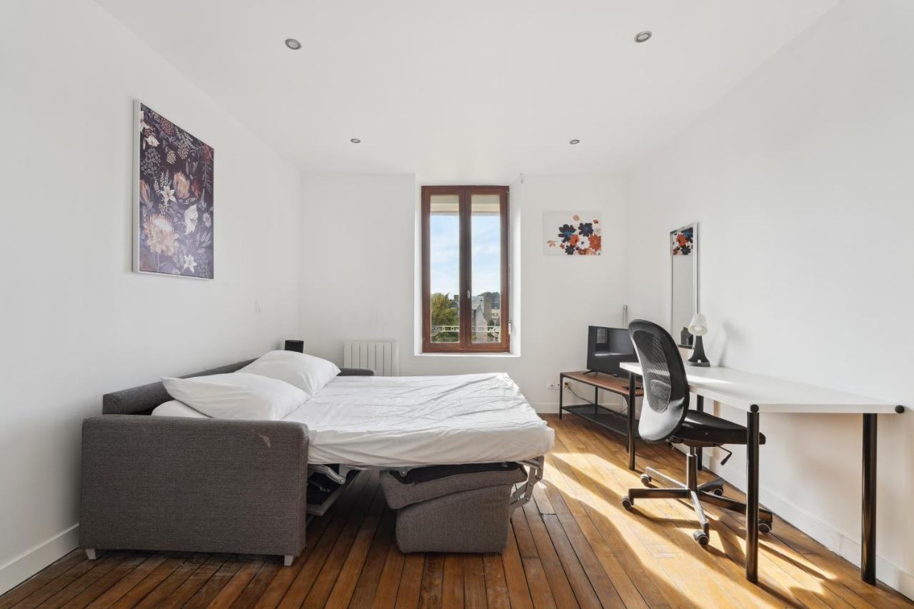 Budget Appart Avec Parking Au Centre-Ville Шарлевиль-Мезьер Экстерьер фото