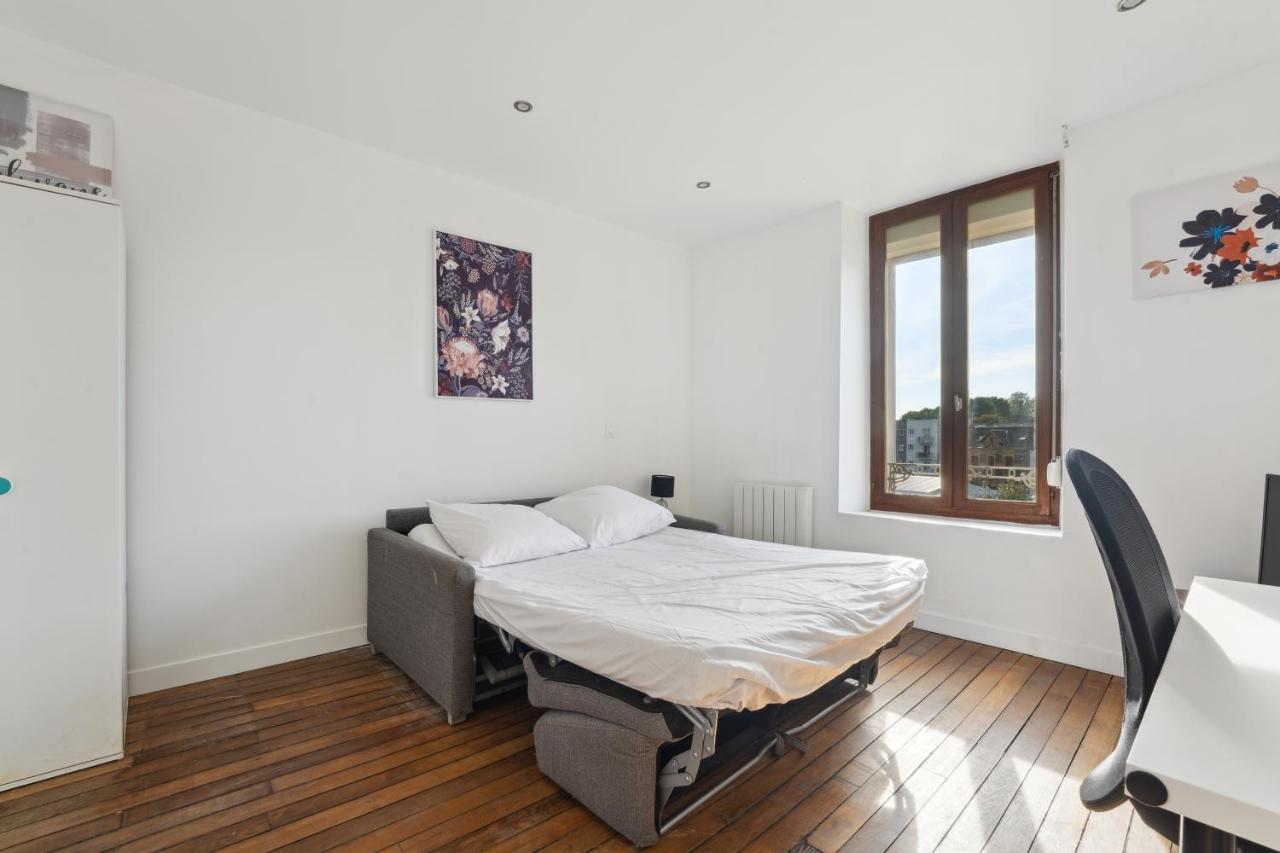 Budget Appart Avec Parking Au Centre-Ville Шарлевиль-Мезьер Экстерьер фото